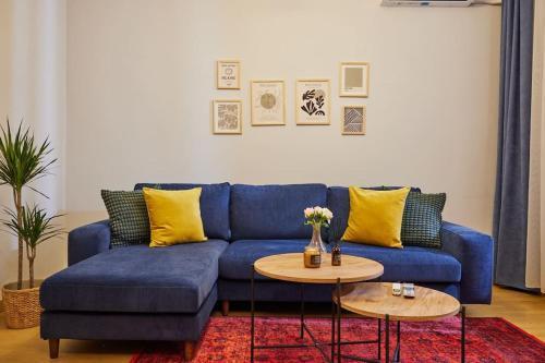 Charming Apt 2 min to Metro - Baysungur D2 - Tap to explore photos