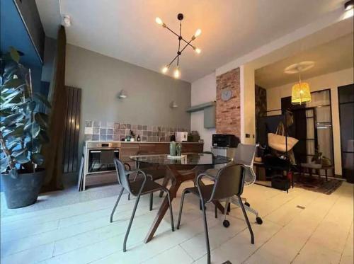 Cozy flat for 4 people - Paris 15 Parc des expositions porte de versailles - Tap to explore photos