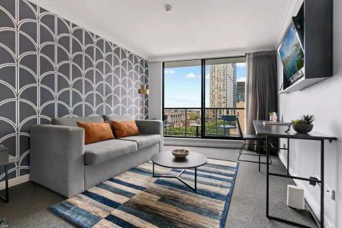 KozyGuru | Haymarket | Central City Studio Room Type - Studio Apartment