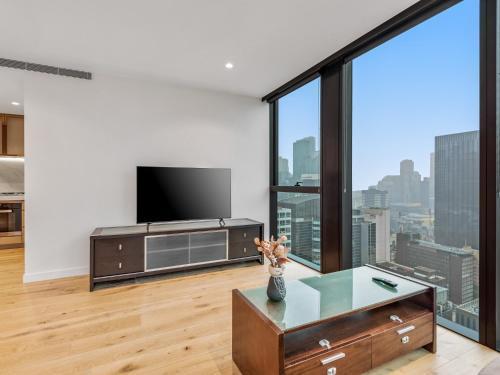 Superb CityView 2B2B apt CBD with Gym - Tap to explore photos