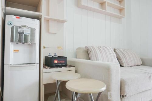 Attractive 1BR Apartment at Royal Olive Residence By Travelio - Tap to explore photos