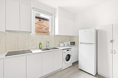 Rustic Double Room - Central Location in Kensington - Shared Bathroom Room Type - Double Room with Shared Bathroom Rustic Double Room - Central Location in Kensington - Shared Bathroom Room Type - Double Room with Shared Bathroom