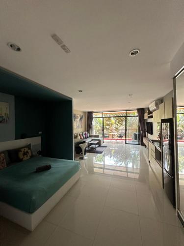 Nai Harn Beach Condo (C2) - Tap to explore photos