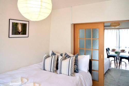 新宿一站5分钟-301-餐馆购物街-安静品质公寓-直达皇居秋叶原