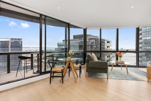 Perfect Docklands 1BR with Stunning River Views - Tap to explore photos