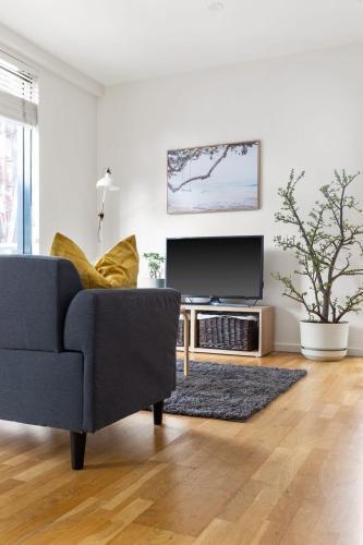 A 2BR Loft Near Melbourne Central FREE Parking - Tap to explore photos