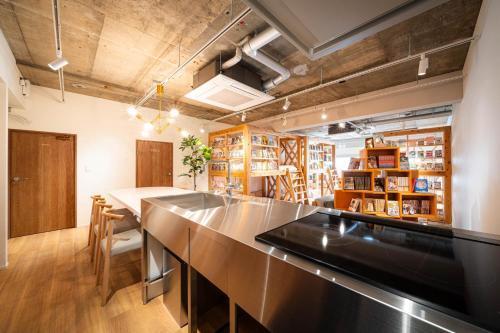MANGA ART HOTEL, BAKUROCHO - Vacation STAY 14315v - Tap to explore photos
