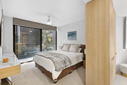 YAWA1B - Bellevue Hill Penthouse - Tap to explore photos