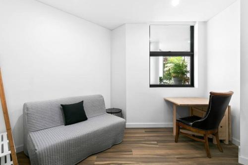 WATT1 - Modern 1 bedroom unit in Ultimo - Tap to explore photos