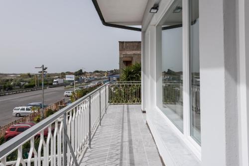 Travelershome Ciampino Airport GuestHouse 600m to Airport - Tap to explore photos