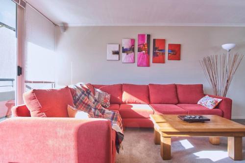 1BR eco apartment with tennis court and carpark - Tap to explore photos