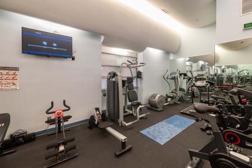 Stunning Apt in The Heart of New York City GYM - Tap to explore photos