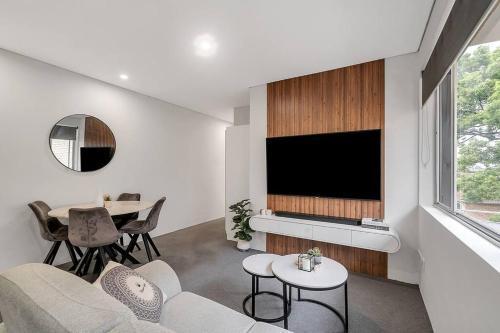 The 2 Bedroom Hurstville Haven - Tap to explore photos