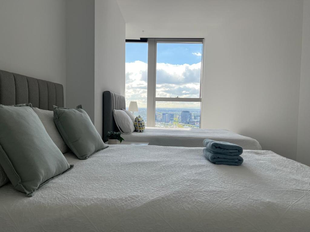 WSP LUX 1B1B apartment in CBD - Tap to explore photos