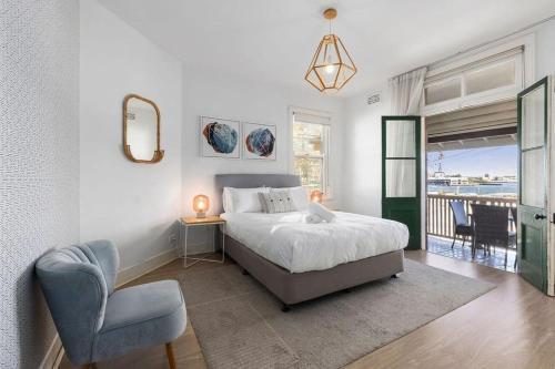 Rooftop Escape with Stunning Harbour Views