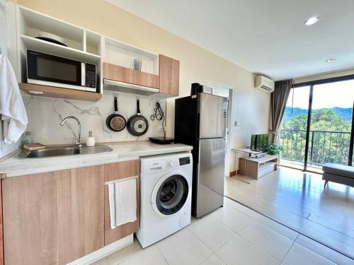 1 Large Bedroom in Prime Bangtao - Tap to explore photos