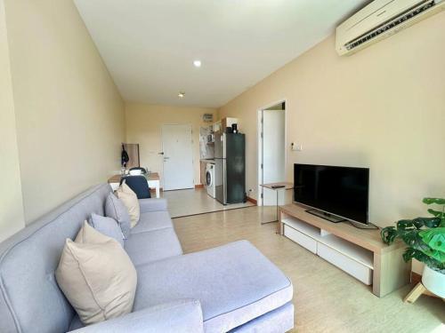 1 Large Bedroom in Prime Bangtao - Tap to explore photos