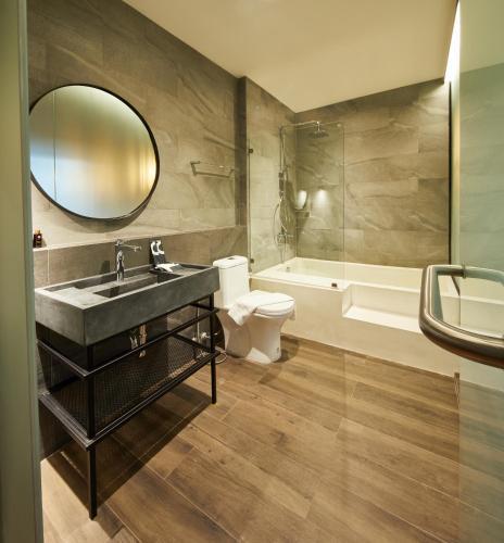 515 VICTORY Hotel Room Type - Deluxe Double Room with Balcony 515 VICTORY Hotel Room Type - Deluxe Double Room with Balcony