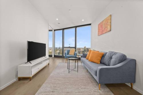 Australia108 High Level Apt 2 bedrooms with parking - Tap to explore photos