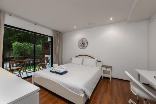 Renovated apartment in The Title Phase I, Rawai beach