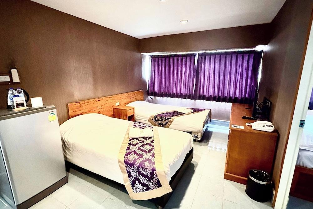 L'Hotel Bangkok Room Type - Family Room L'Hotel Bangkok Room Type - Family Room