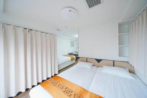 東京リリアルホテル 301