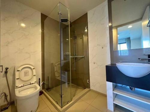 Sea View High Floor 2 Bed Room - Tap to explore photos