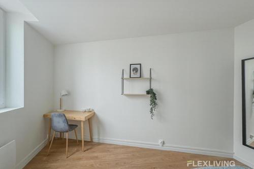 Flexliving - Room - Henri Sellier - Suresnes 92 - Tap to explore photos