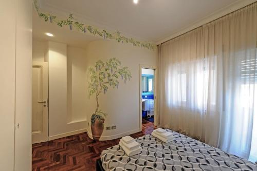 E&L apt 150sqm 3BR Metro 30m Park