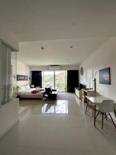 Chic condo студия 6 этаж - Tap to explore photos