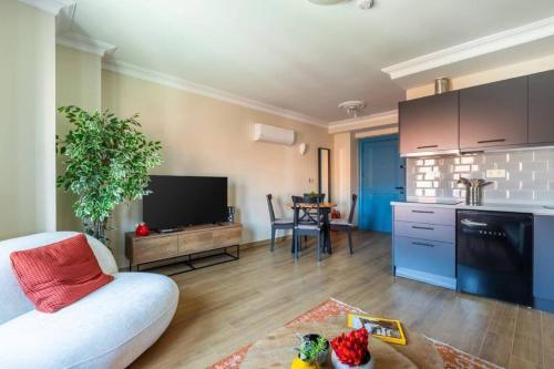 Gorgeous Airy 2bd2bath Bosphorus Views! #358