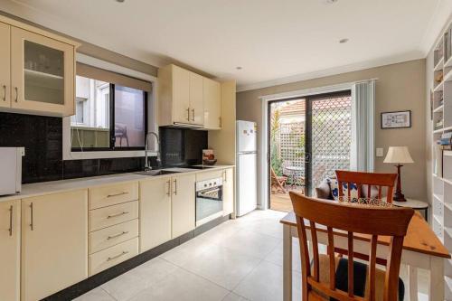 New granny flat in Narwee Room Type - One-Bedroom House