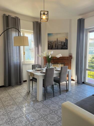 Reversal apartment Room Type - One-Bedroom House Reversal apartment Room Type - One-Bedroom House