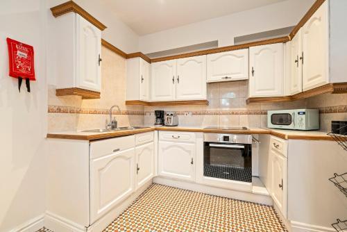 Comfortable 2 Bedroom Apartments in Shoreditch - Tap to explore photos