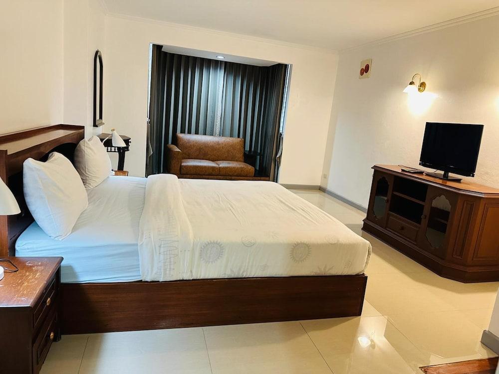 Direct Rooms at Omni Complex Nana Room Type - Premier Apartment