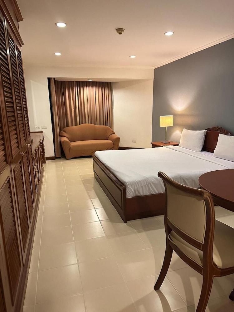 Direct Rooms at Omni Complex Nana Room Type - Superior Apartment Direct Rooms at Omni Complex Nana Room Type - Superior Apartment