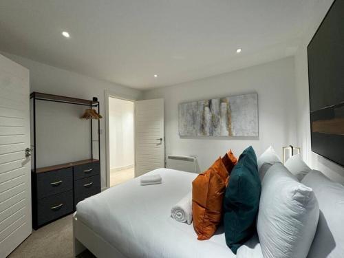 Trendy 2BR 2BA Flat in Crystal Palace