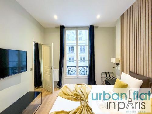 Urban Flat 63 - Beautiful 3 Bedroom Flat Champs-Elysees - Tap to explore photos