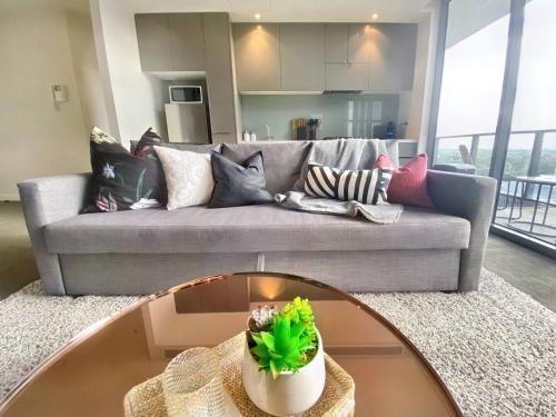 Spacious City Fringe RetreatPool & Free Parking - Tap to explore photos