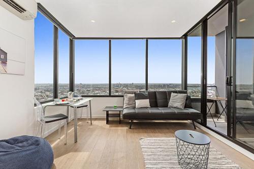 Sunshine CBD Apt with Stunning Views plus Pool Room Type - Apartment