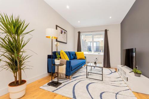 Welcoming 1BR flat in Ealing, 7 minutes from tube - Tap to explore photos
