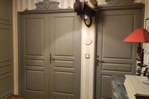 Le BILLANCOURT comfortable, spacious and well-equipped apartment - Tap to explore photos