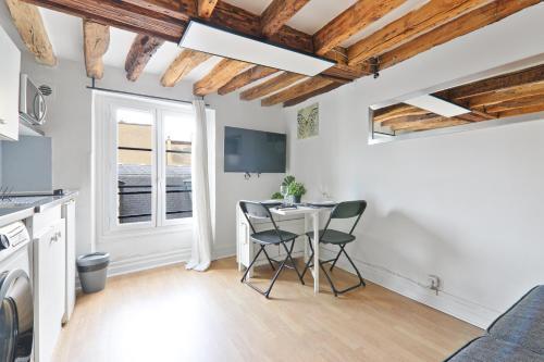 Studio Quartier Saint-Michel Notre-Dame 4 Free Netflix