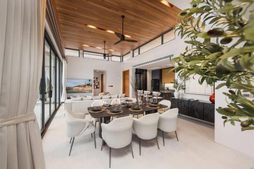 Luxury 3BR Villa Eden with Private Pool - Tap to explore photos