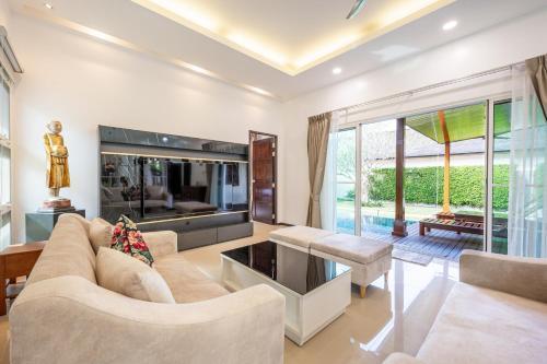 Tranquil 3 Bedroom Garden Pool Villa - Tap to explore photos