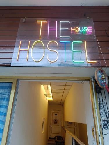 The House Hostel 2