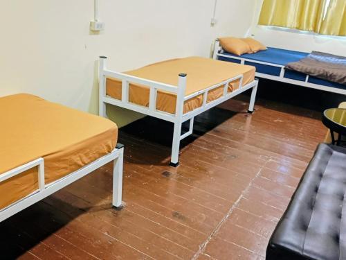 The House Hostel 2 Room Type - Family Room with Shared Bathroom