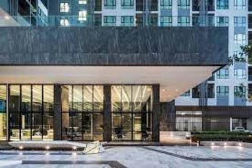 2 Bed Room Excellent Location Best Infinity Pool