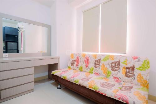 Good Deal and Cozy Studio Green Pramuka City Apartment By Travelio - Tap to explore photos