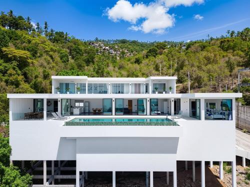 15% OFF ! Brand new near Beach
